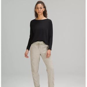 Lululemon Back in Action Long sleeve top